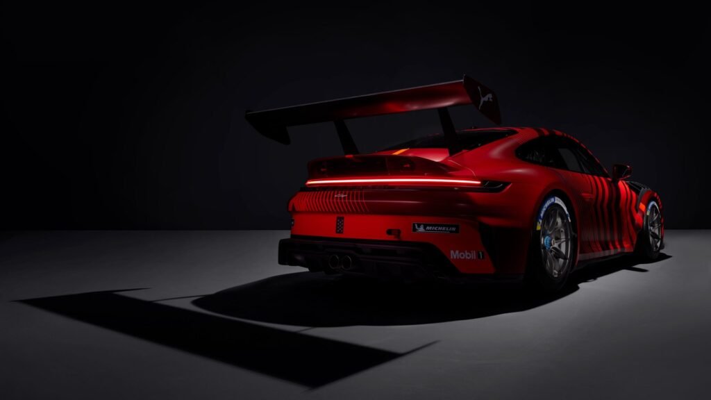 322157_1920x1188-1024x576 Porsche 911 cup: the latest track Pro