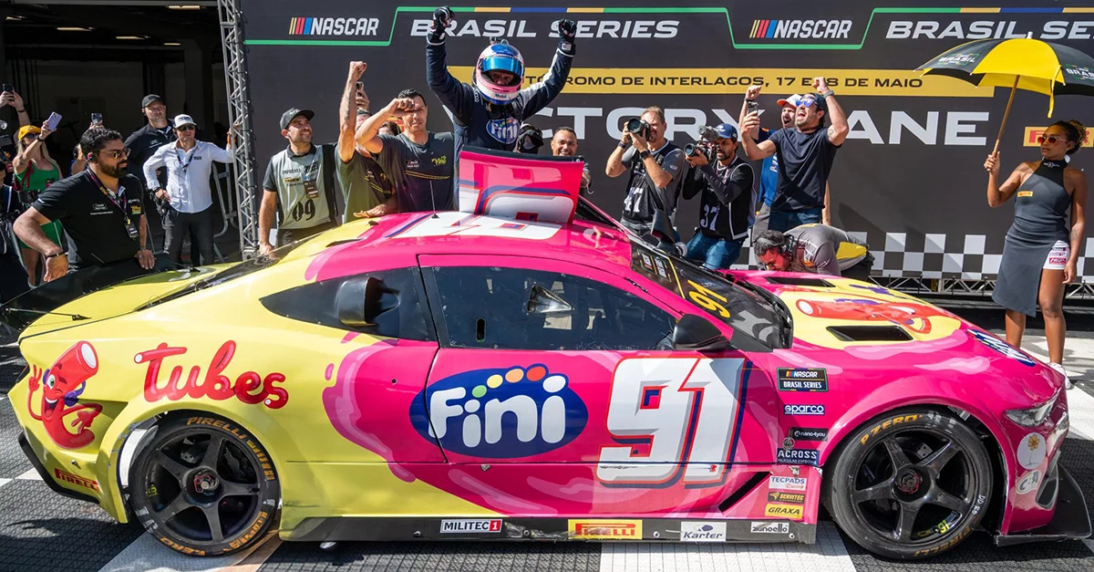 Rubens Barrichello wins Nascar Brazilian championchip