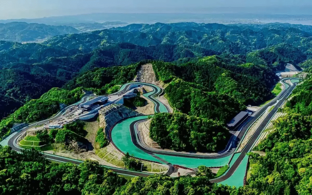 image-115-1024x641 Magarigawa Track, something to drive in a lifetime in Japan