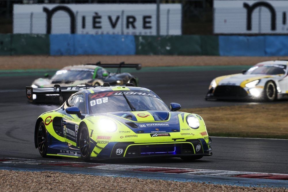 image-147 GTW Challenge, BMW #98 wins at the Nurburgring