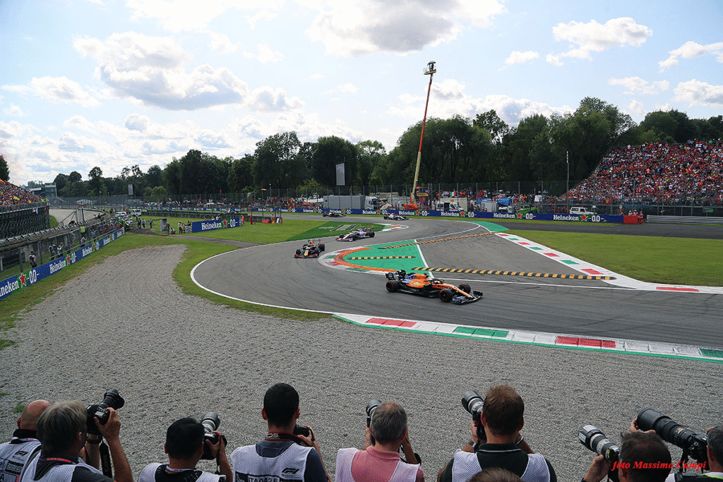image-21-1024x683 F1 Monza: Guide for an incredible italian Gp