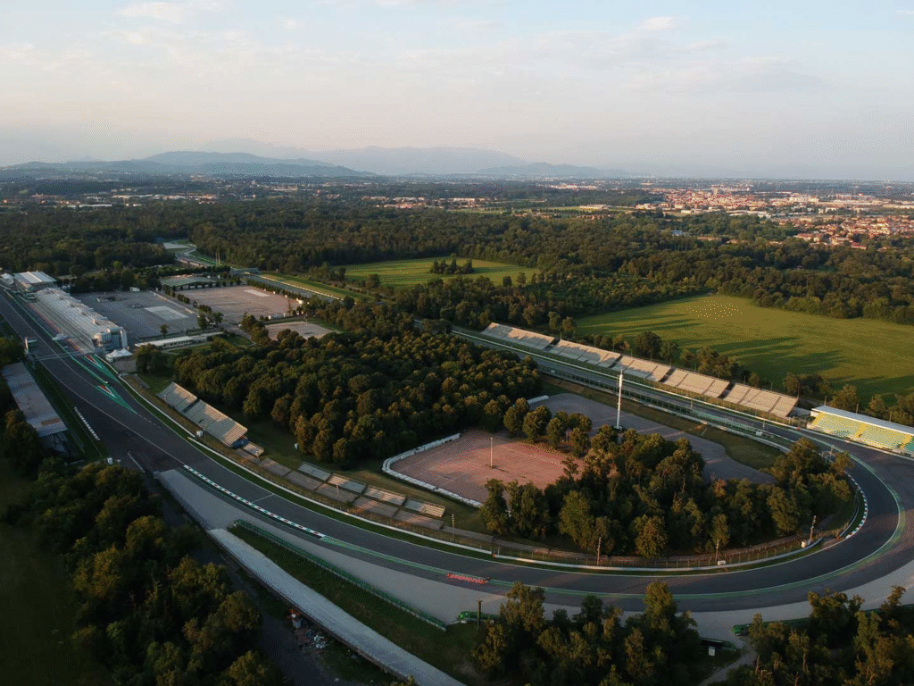 image-23-1024x768 F1 Monza: Guide for an incredible italian Gp