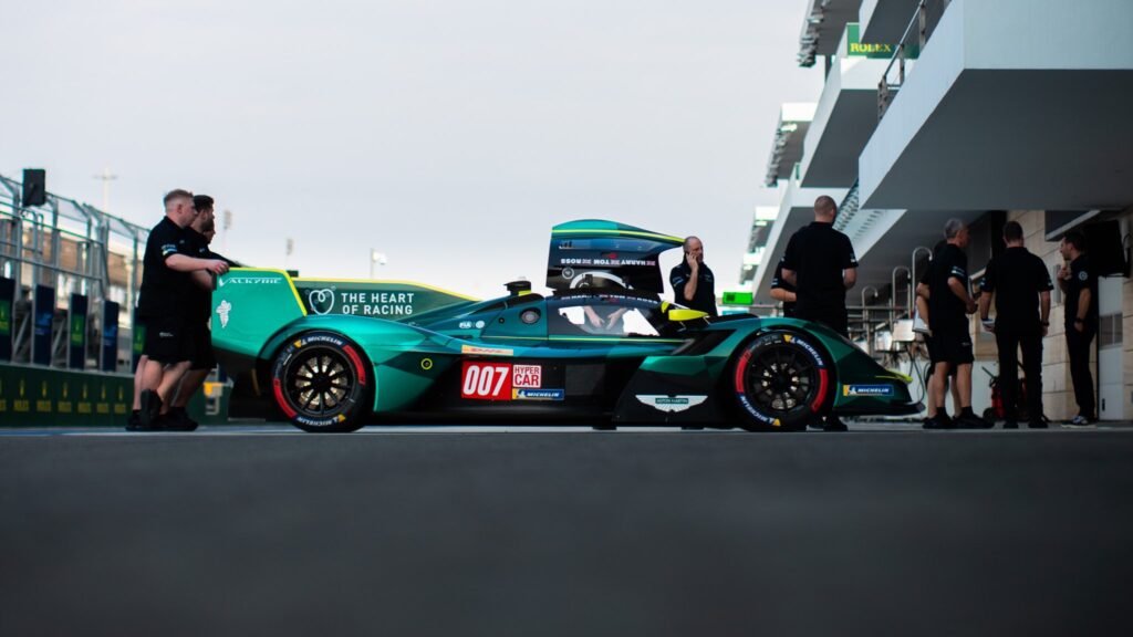 valk-1024x576 Aston Martin Valkyrie, a great endurance progress