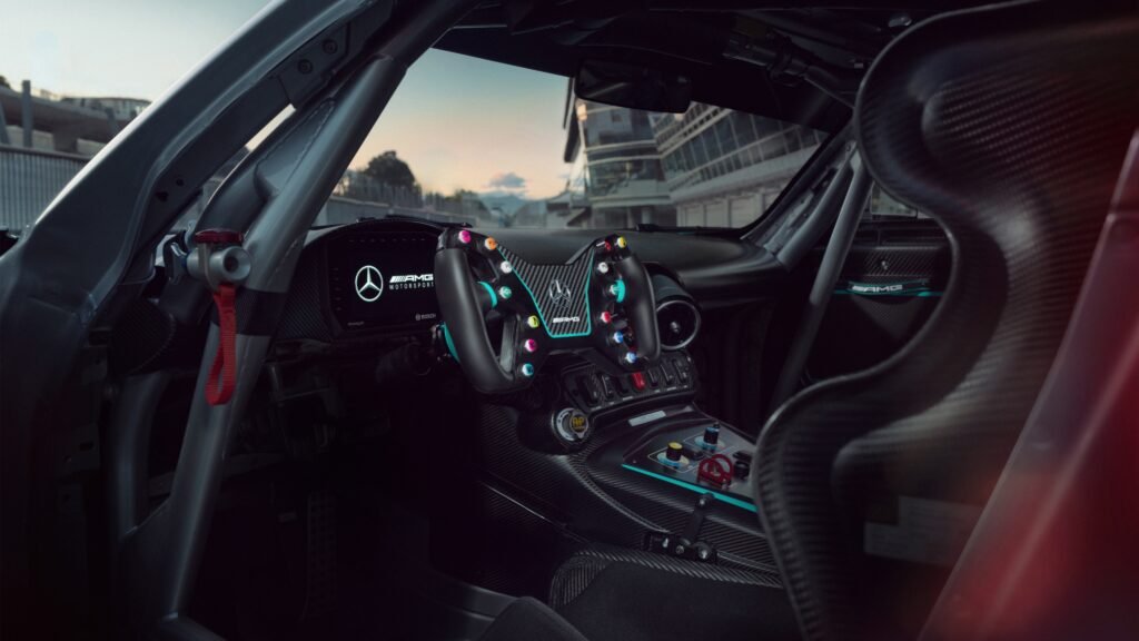 G0AcSIDWgAAvysQ-1024x576 Mercedes AMG GT2 Edition W16: The Ultimate Track-Only star