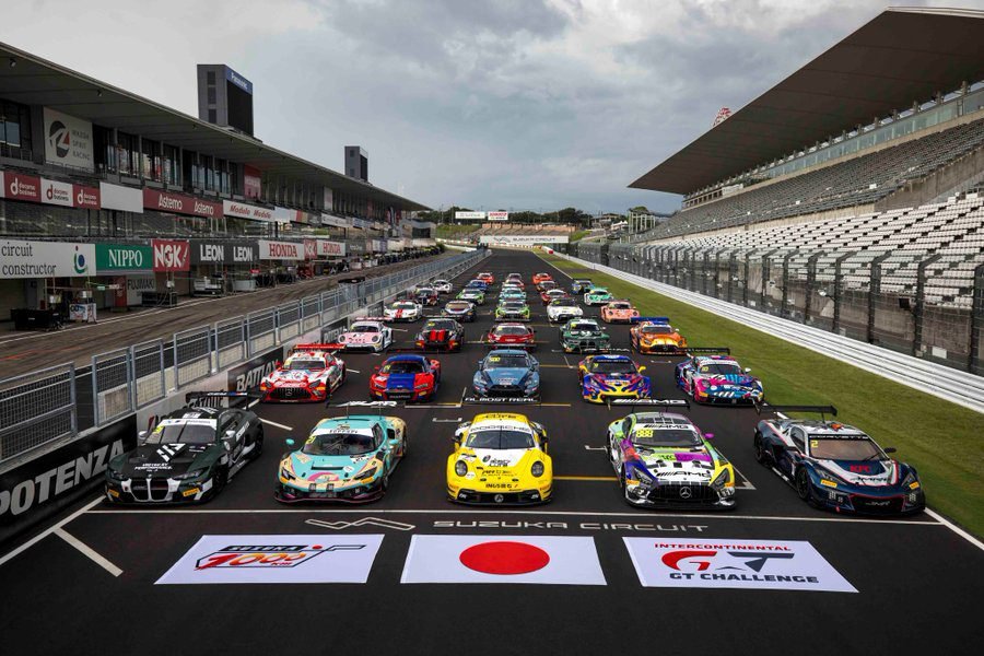 G0kEHrdaIAAjlGL Suzuka 1000 Km, Corvette dominates and lights up FP1