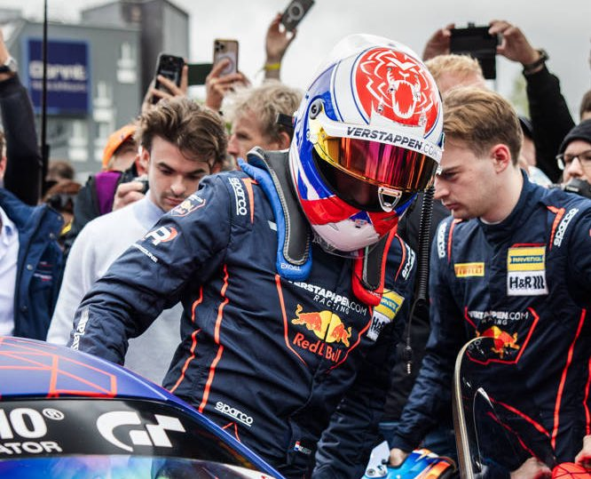 image-39 Verstappen Shines P7 in NLS despite less power