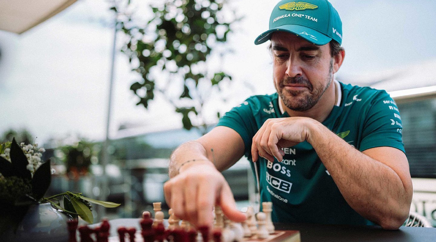 Fernando Alonso F1 Aston Martin after 2026?