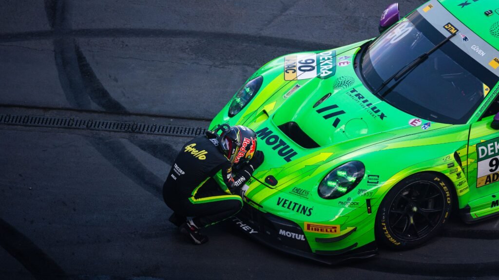 G2gMZDyXkAAlj2W-1024x576 DTM 2025: Porsche Beats Bmw in Final-Lap Drama