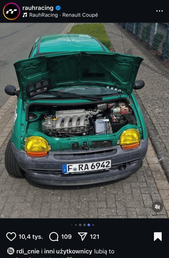 Gt-XbrkWgAAy9zB-673x1024 1995 Renault Twingo Takes on: The Incredible Nürburgring 24h project